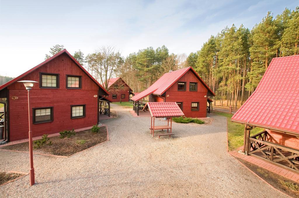 Wawrzkowizna Hotel Rzasawa ภายนอก รูปภาพ